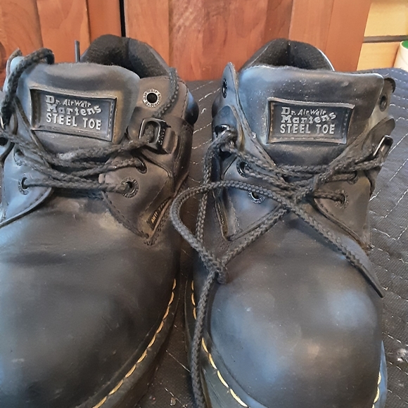 Dr. Martens - Picture 7 of 15